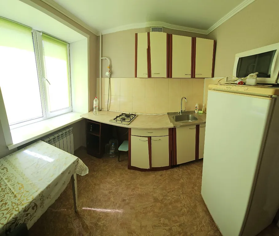 Однакомнатная квартира в центре города — аренда посуточно в Мариуполь