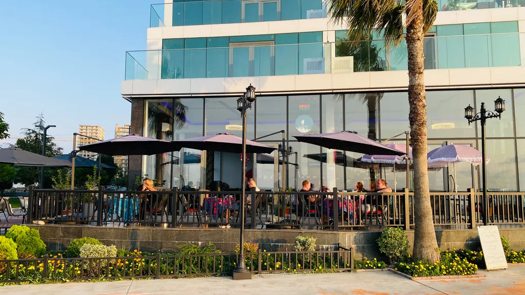 Апартаменты на берегу черного моря