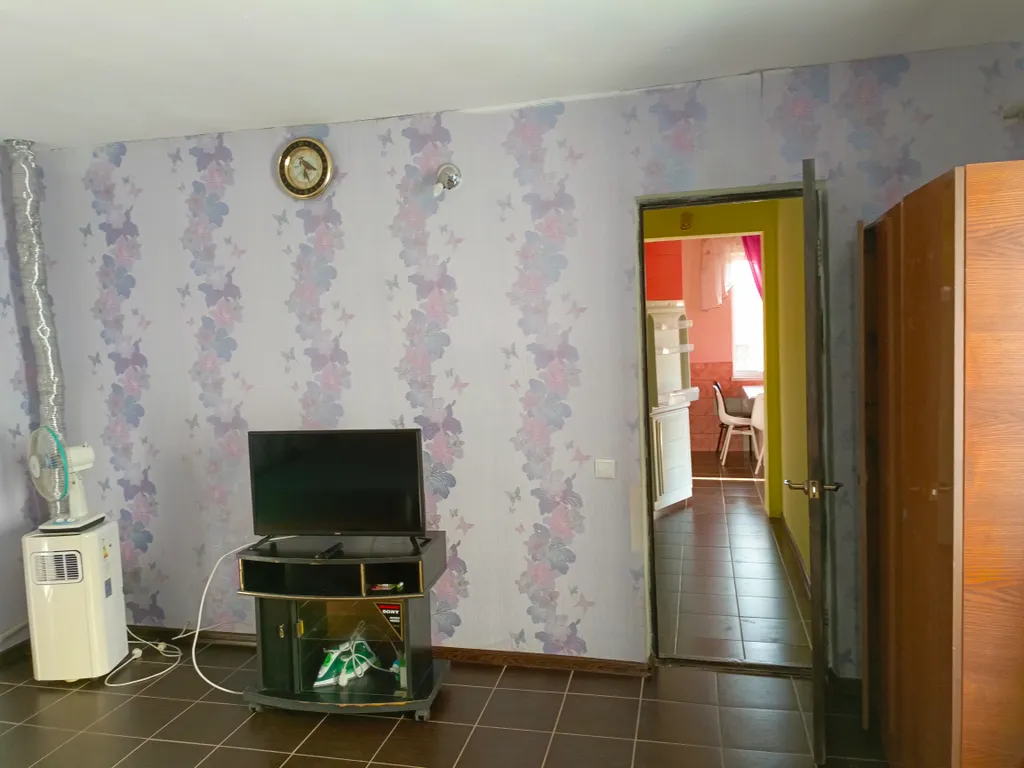 Коттедж-дом отдельно стоящий, гостевой двор смайлик