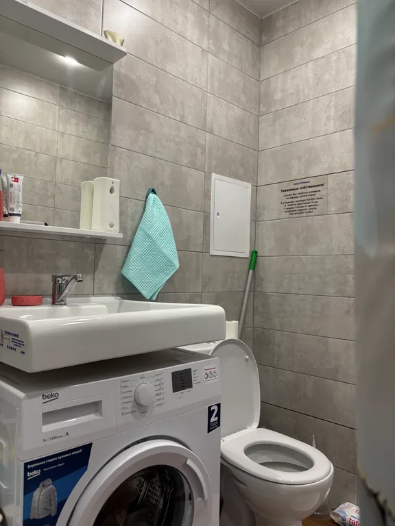 Студия с дизайнерским ремонтом