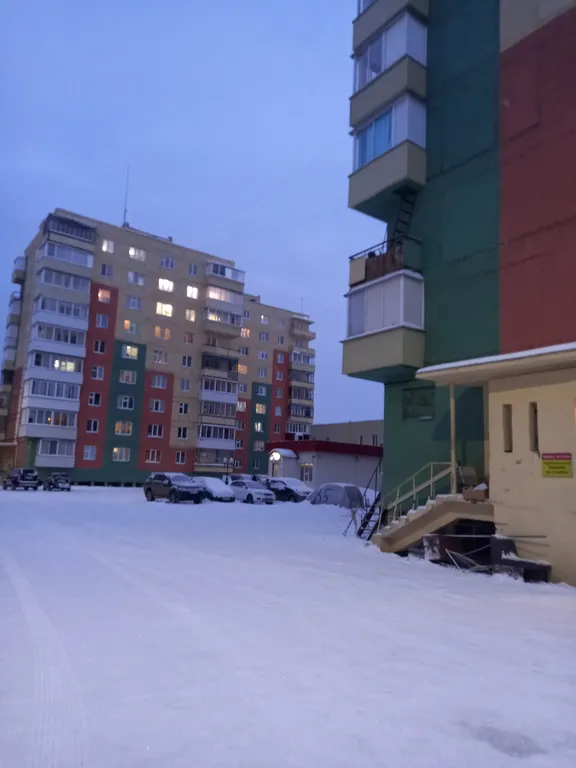 Просторная двухкомнатная квартира на 1ом этаже по Тихонова