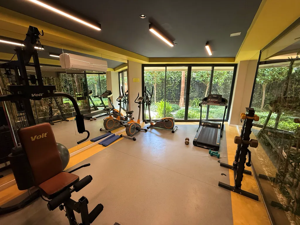 SA Apartments! Luxury 2bd Flat 150m to the Beach