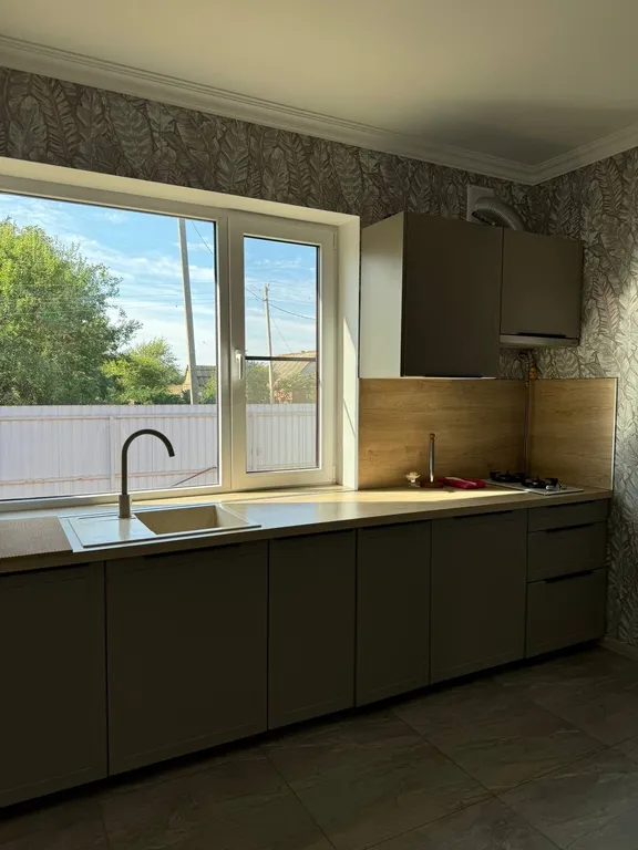 Коттедж Уютный новый дом с евроремонтом и новой мебелью — Кущёвская