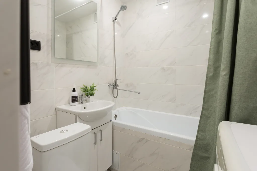 1-к у ТЦ ЛУЧ и ТЦ Форум