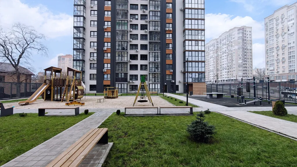 ТЕРРА48 | Urban GraFF Урбан ГраФФ студия в центре, сетевой стандарт