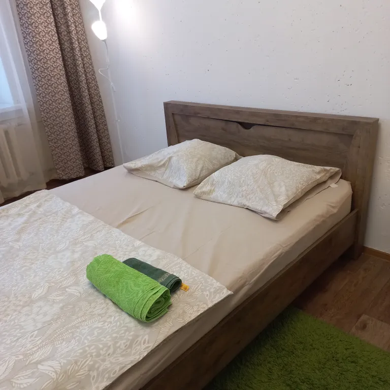 2-комнатная квартира в центре города — аренда посуточно в Ленск