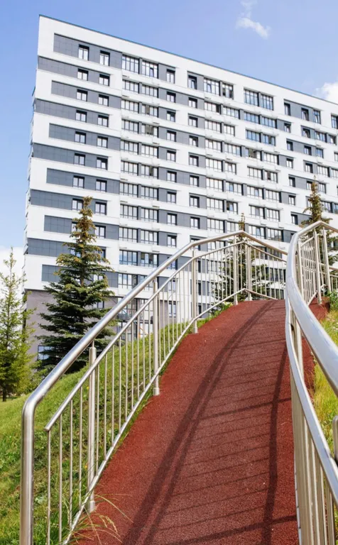 Роскошная квартира пентхаус с 4 метровыми потолками с видом