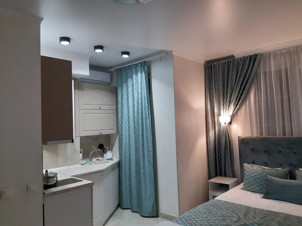 Апартаменты студия с балконом