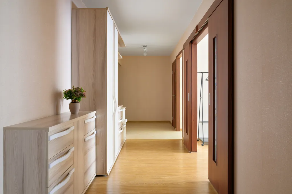 Двухкомнатная квартира с изолированными комнатами в центре