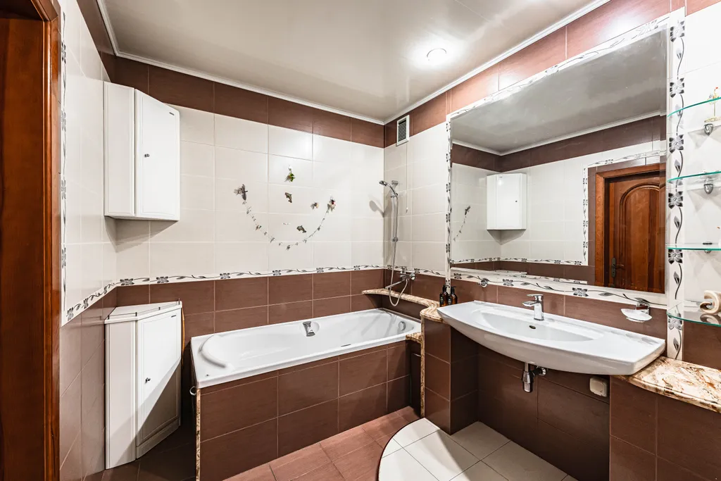 Квартира 2-комнатная Квартира — Калининград