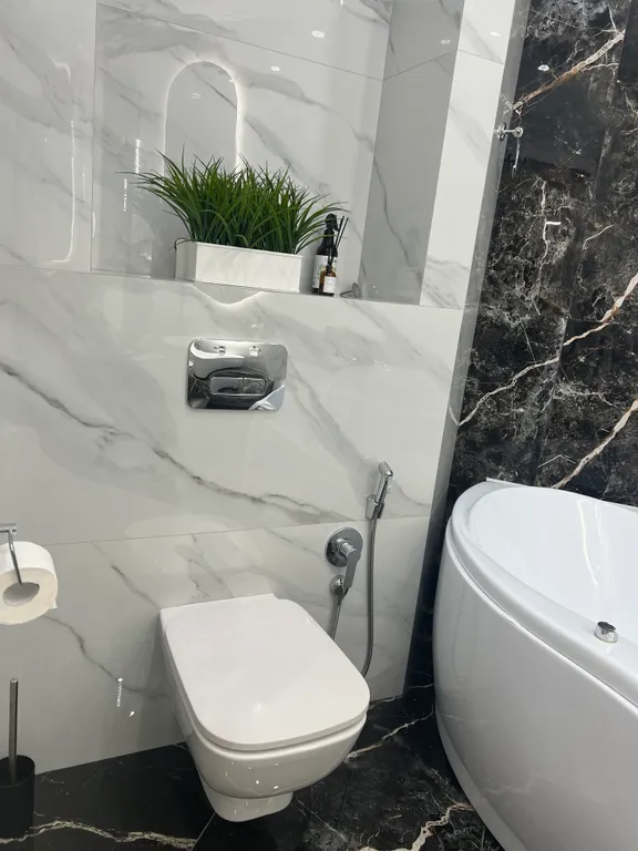 Дизайнерская квартира на набережной