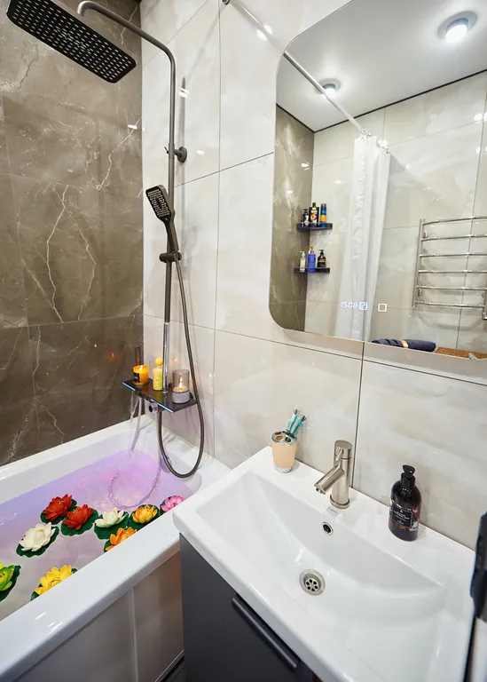 Capybara's style: центр, парящая кровать, тв-алиса, качель