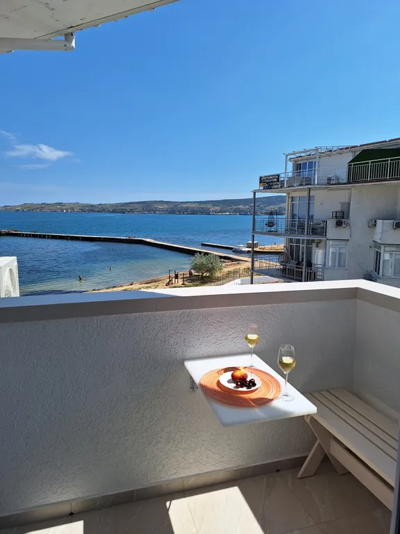 Квартира Студия с видом на море 65 — аренда посуточно в Феодосия