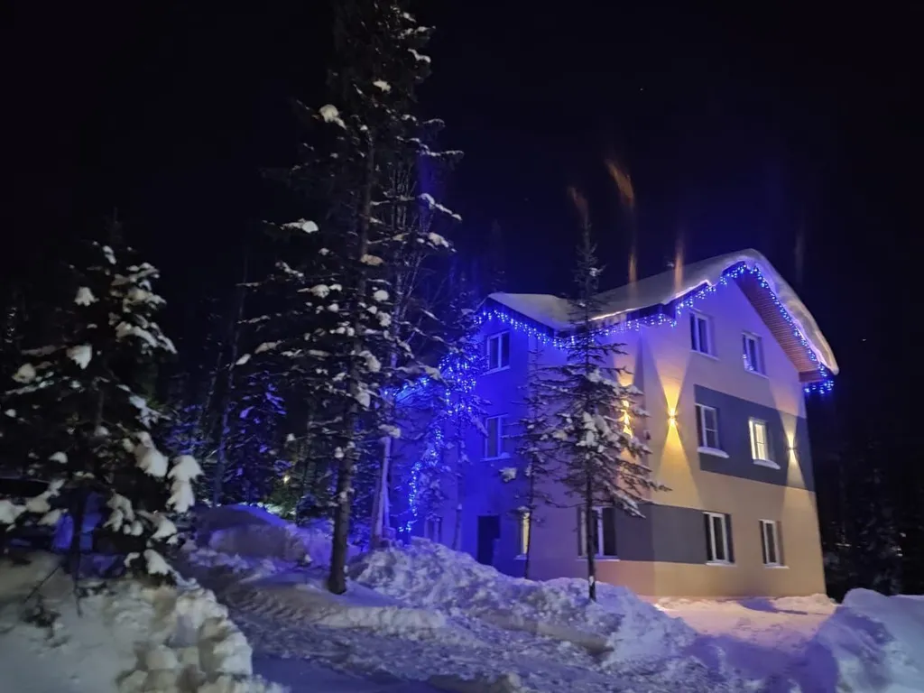 Апартамент 3 спальни + 2 с/у на 3-м этаже