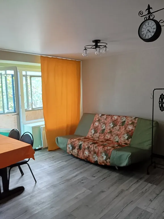 Квартира Уютная студия в тихом районе — аренда посуточно в Таганрог