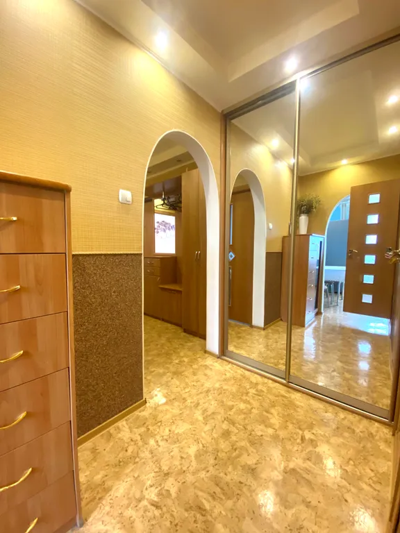 Квартира в центре города в тихом дворике с видом из окон на парк