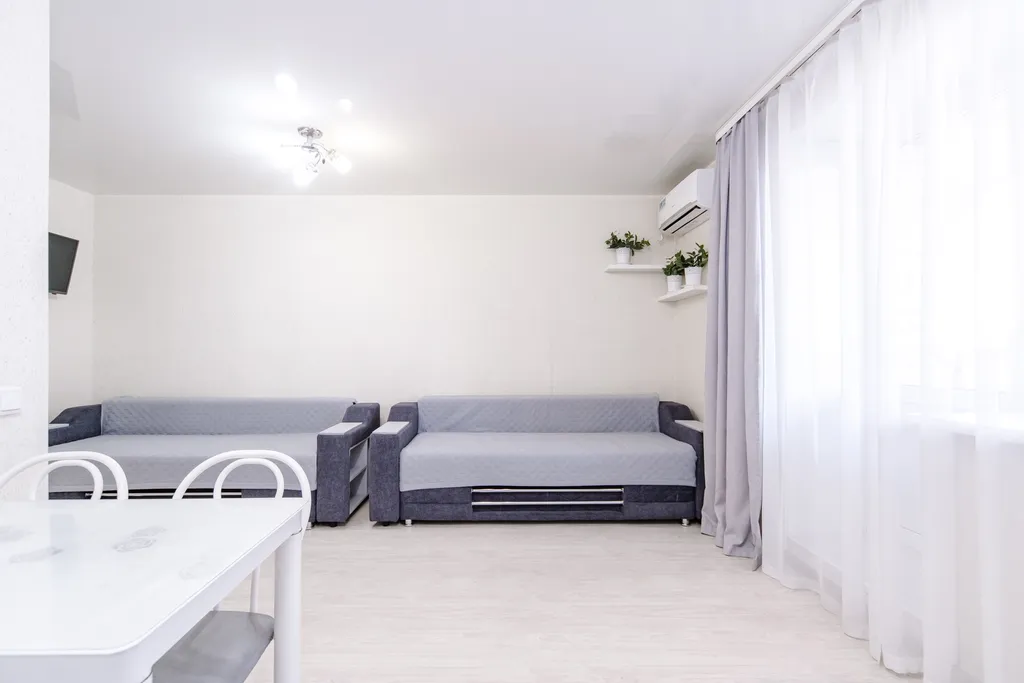 Чистая уютная студия в центре, заселение до 23-00