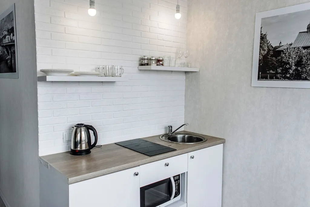 Студия на пешеходной улице в самом центре города