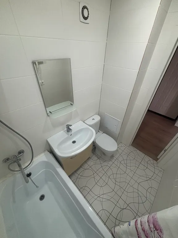 1-комнатная квартира рядом с КГЦО и МНТК