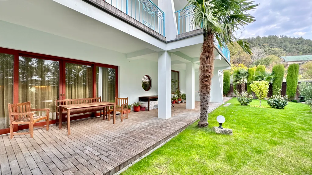 Коттедж Вилла возле Царской тропы в Нижней Ореанде — Ореанда