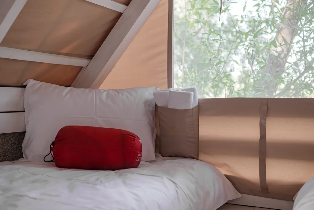 Домик-палатка Скворечник на берегу реки