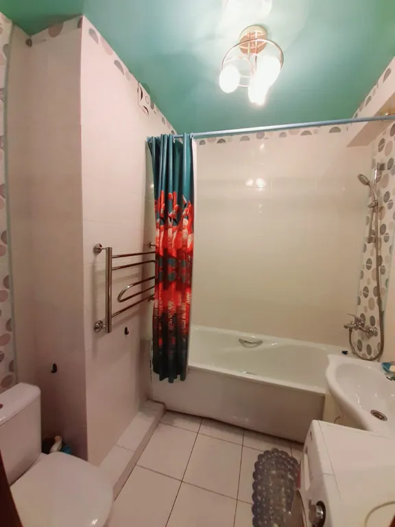 Евродвушка с видом на горы на первой береговой