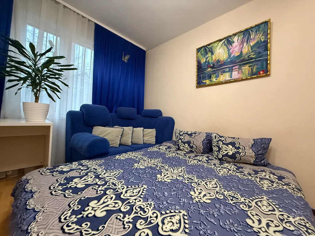 Квартира Комната в Карибском стиле в трехкомнатной квартире — аренда посуточно в Минск