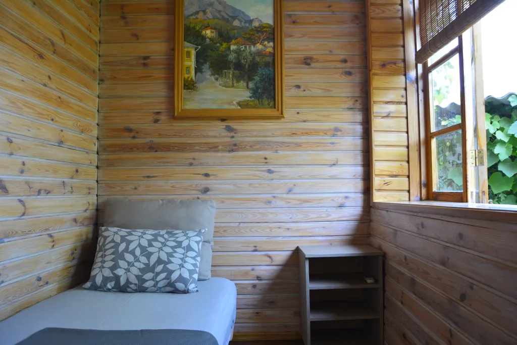 1-й этаж частного дома с садом