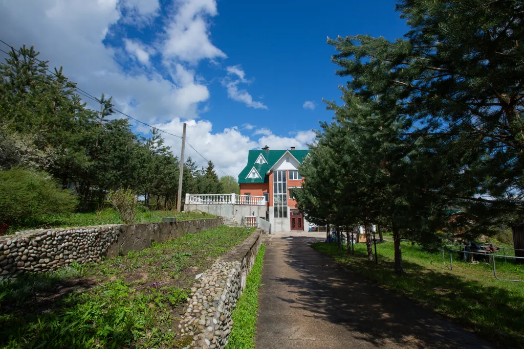 Коттедж Большой трехэтажный дом — аренда посуточно в Горки