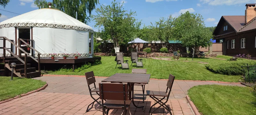 Усадьба Золотой лев