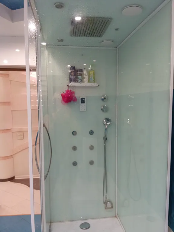 Уютная квартира напротив Дворца игровых видов спорта