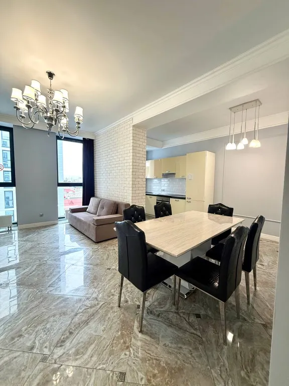 Двухкомнатная на Гостином дворе