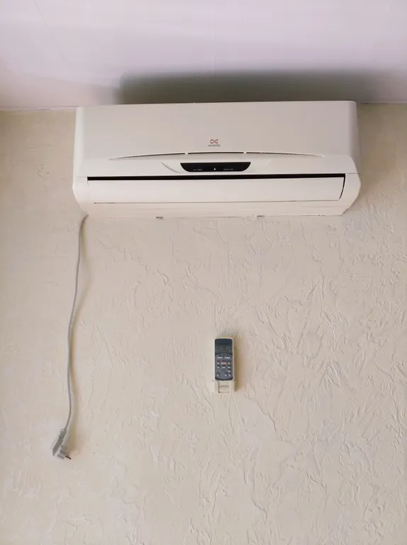 Коттедж Двухэтажный домик с парковкой — Евпатория