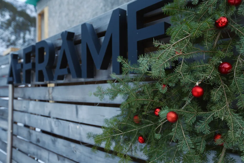 Коттедж Гостевой дом A-frame с видом на горы — аренда посуточно в Чемал