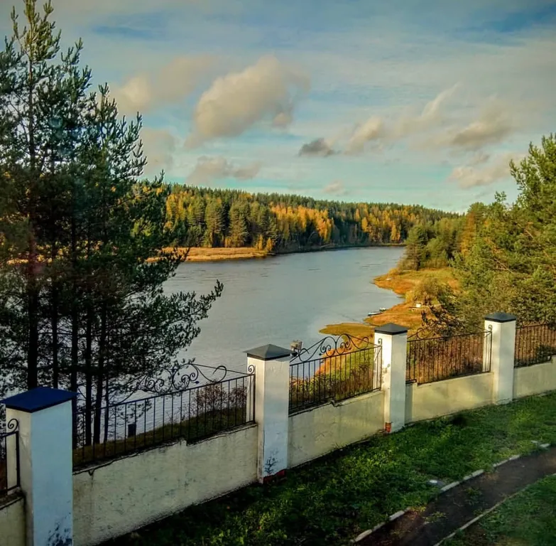 Дом с видом на реку