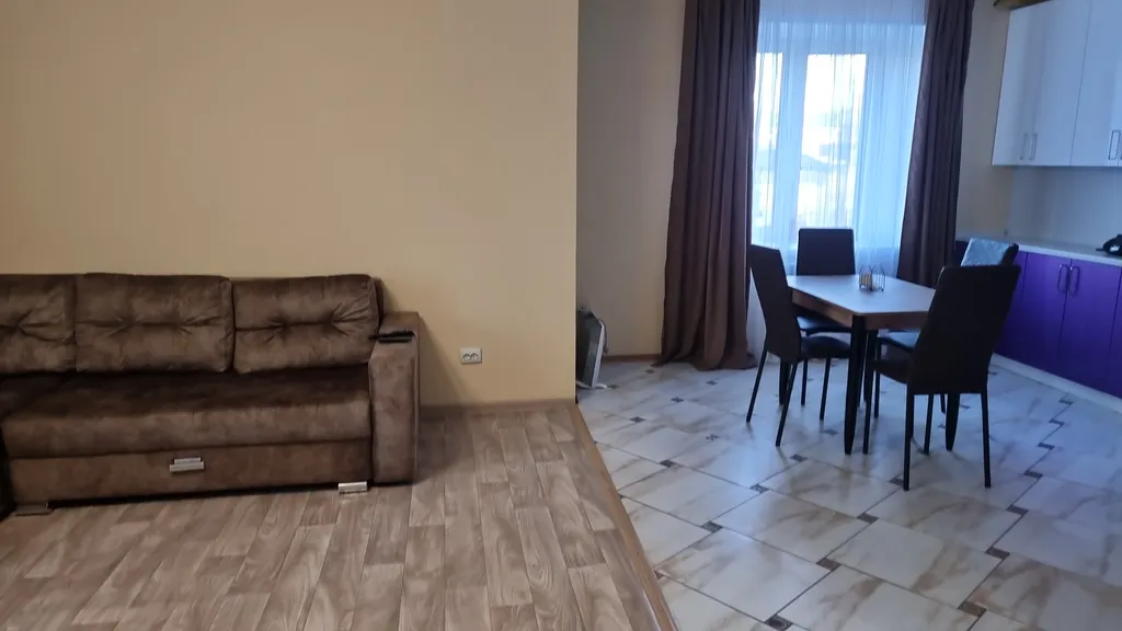 Двухкомнатная квартира с видом на реку Волгу