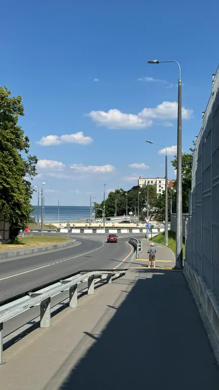 Квартира с боковым видом на море