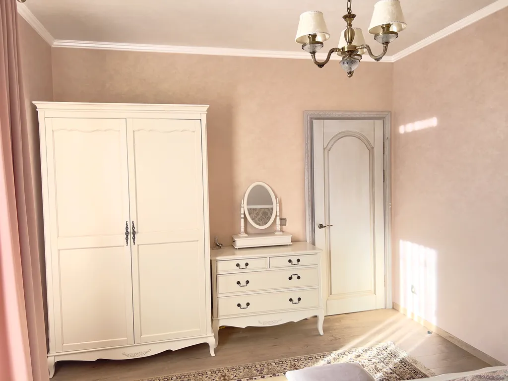 Апартаменты на первой береговой линии с боковым видом на море