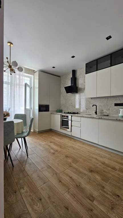 Современная 1- комнатная квартира со всеми удобствами