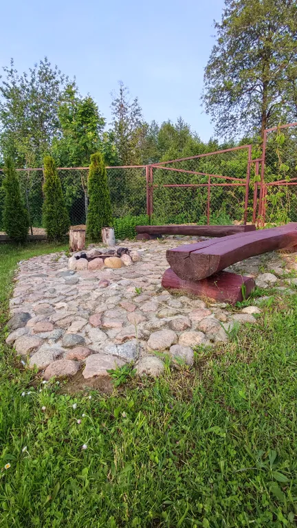 Агроусадьба с баней, на реке Птичь под Минском, с прудом