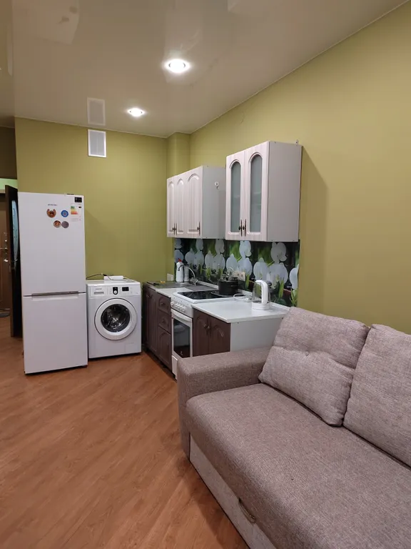 Квартира с панорамным видом на ангару