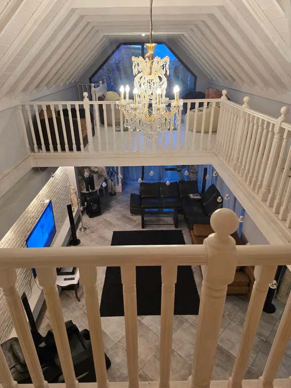 Тихий уют с бассейном для отдыха семьёй