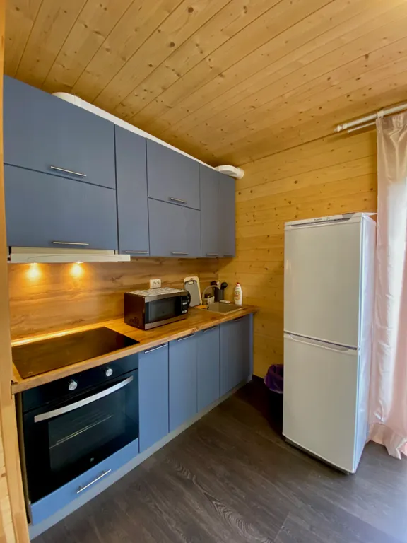 Уютный дом для семейного отдыха с баней и детской площадкой