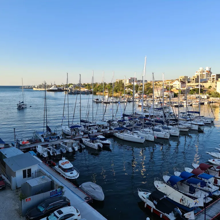 Квартира Апартаменты с видом на море — Севастополь