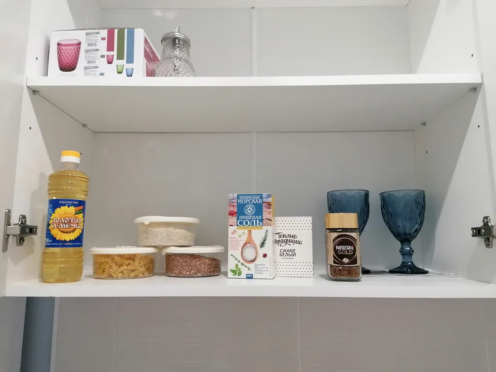 Белоснежная новая квартира с видом на Ледовую Арену