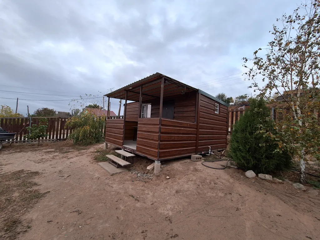 Коттедж Маленький Домик с удобствами у реки — аренда посуточно в Ахтубинск