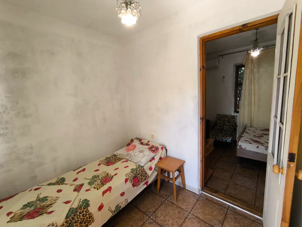 Трёхместный номер с кондиционером, TV