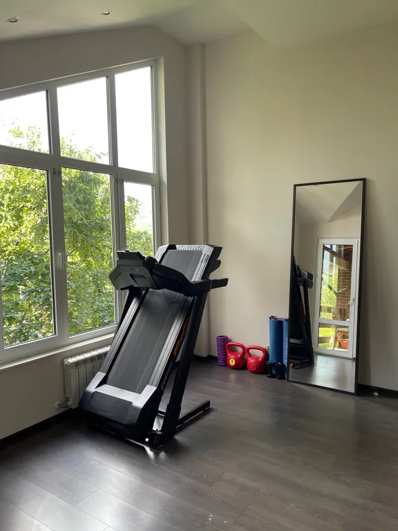 Уютный дом с баней, чаном и видом на горы