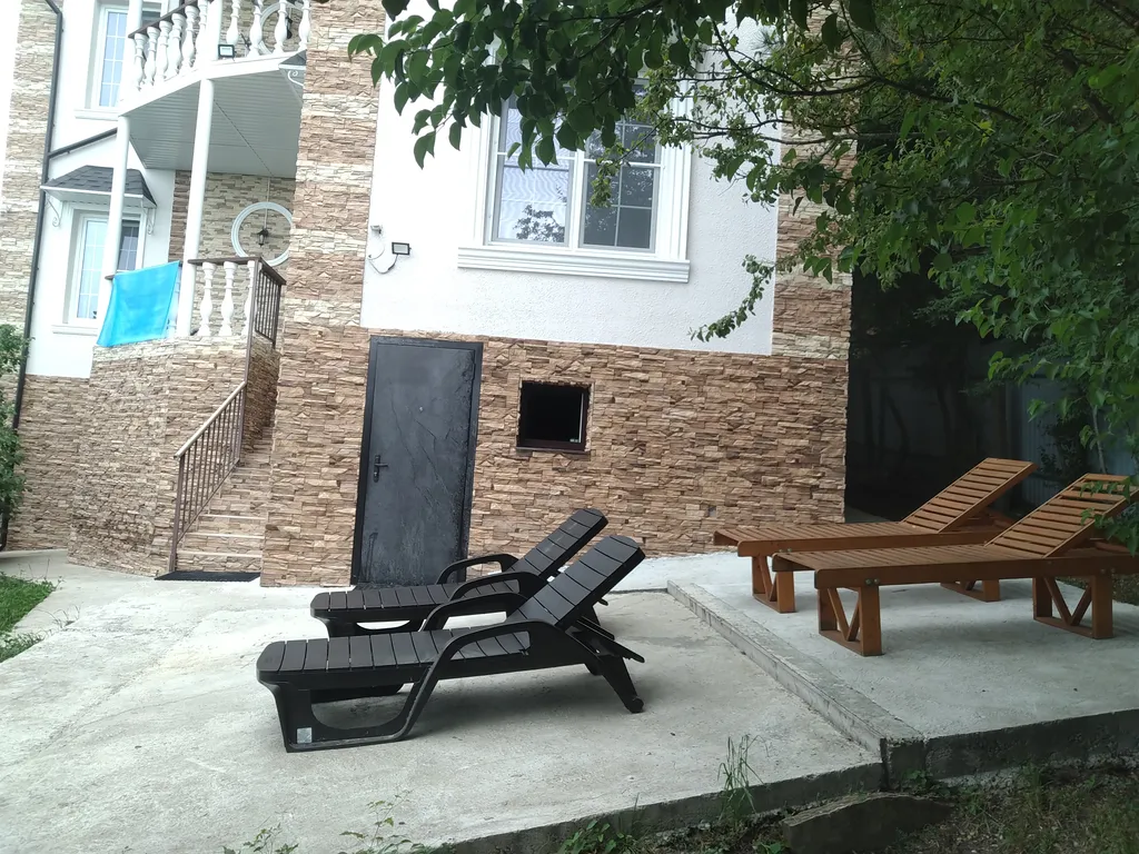 Вилла в горах с великолепным видом на долину и море