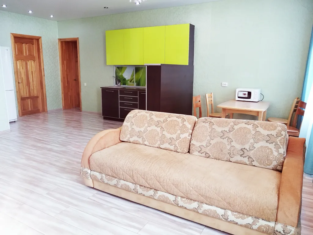 Центр города высокий этаж